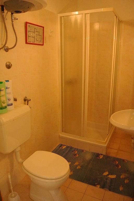 Apartmaji Nika Izola Eksteriør billede